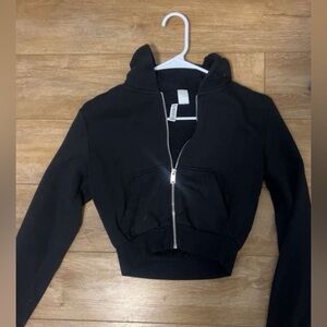Cropped black zip up